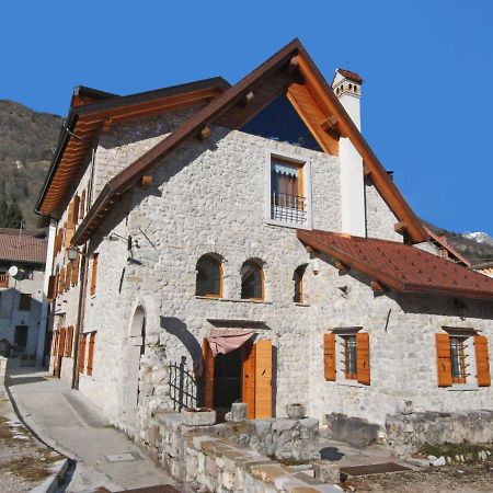 Apartment Albergo Diffuso - Cjasa Ustin-3 By Interhome Barcis Exterior foto